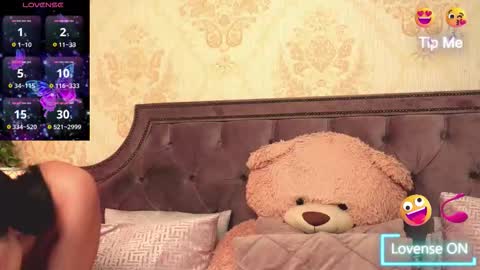 Ashley online show from February 8, 10:12 pm