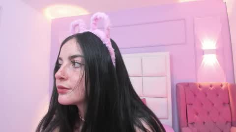 ashley_petit online show from October 28, 12:33 pm