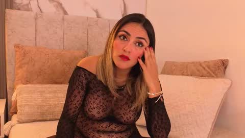 Camila online show from November 30, 8:13 pm