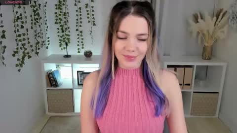Snapshot of ashley_swan chatting on February 13, 9:06 pm Ashley next stream on Tuesday online show from February 13, 9:06 pm