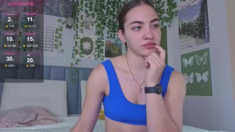 Snapshot of ashley_tempt chatting on September 18, 8:57 am Ashle online show from September 18, 8:57 am