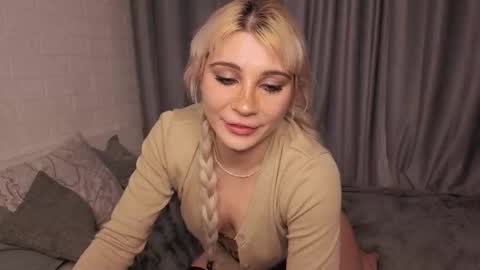 Ashley online show from March 10, 3:10 am