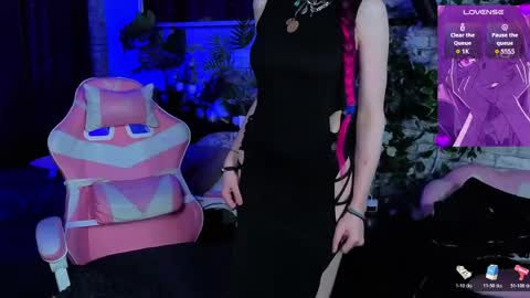 Ashley online show from May 25, 9:03 pm