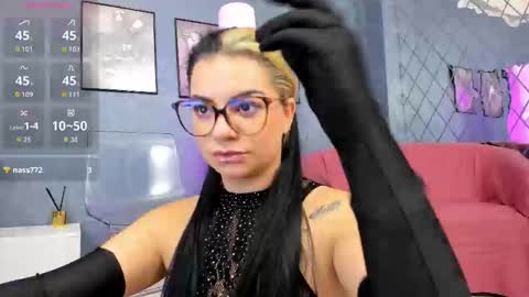 Ashley Brook online show from October 23, 7:09 pm