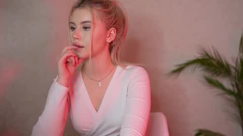 AshleyNiko online show from October 12, 5:15 pm