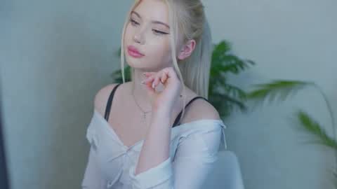 AshleyNiko online show from October 9, 4:44 pm