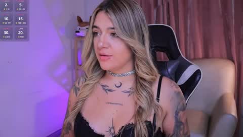 Ashley Lauren online show from September 11, 4:35 am