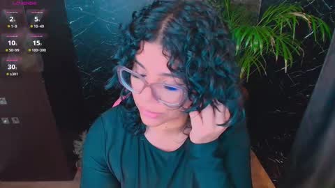 Ashleyy18   online show from February 16, 11:59 pm