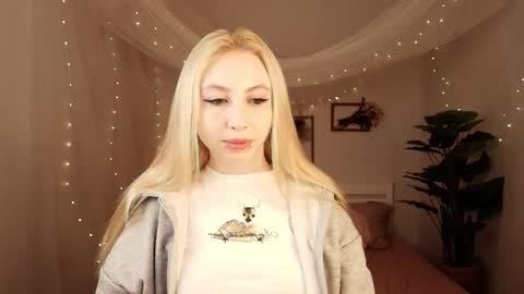 Victoria  online show from March 4, 2:29 am