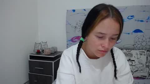 Snapshot of ashly_93 chatting on February 3, 8:46 pm engel online show from February 3, 8:46 pm