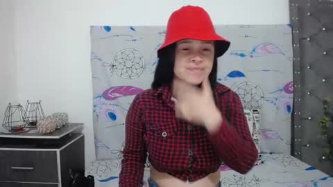 Snapshot of ashly_93 chatting on February 17, 8:09 am engel online show from February 17, 8:09 am