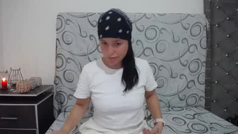 Snapshot of ashly_93 chatting on January 24, 5:10 am engel online show from January 24, 5:10 am