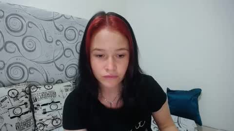 Snapshot of ashly_93 chatting on January 6, 2:26 am engel online show from January 6, 2:26 am