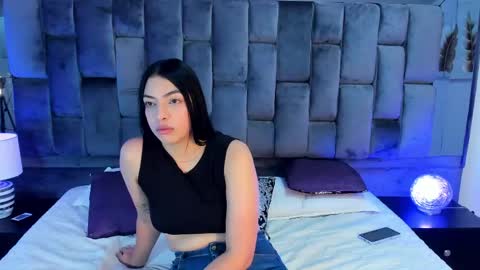 Ashly online show from April 22, 2:52 am