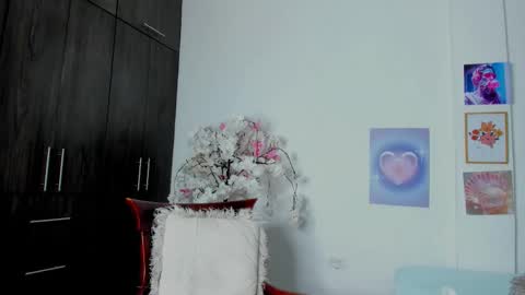 ashly_pink1 online show from October 22, 3:22 am