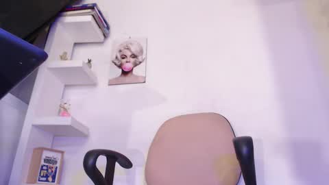  Ashly online show from February 8, 9:57 pm