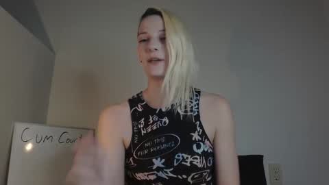 Ash online show from February 20, 1:37 am