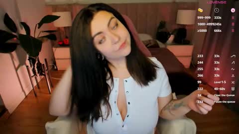 Your girlfriend online show from October 22, 11:43 pm