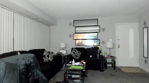 Asia online show from March 18, 7:02 am