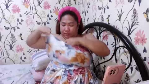 Asian Bigboobs20 online show from July 28, 3:08 pm