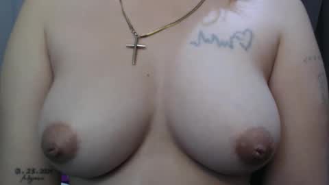 Snapshot of asian_honey69 chatting on December 23, 4:39 pm bb girl online show from December 23, 4:39 pm