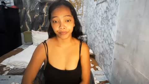 im janeth single mom online show from August 2, 12:35 am