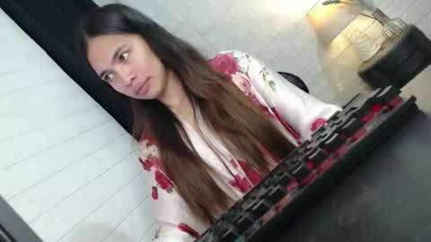 theakati online show from November 22, 2:25 am