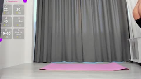 asian_loverpop online show from April 28, 3:32 am