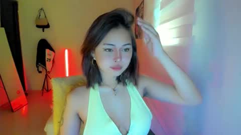 Hien online show from September 26, 1:58 am