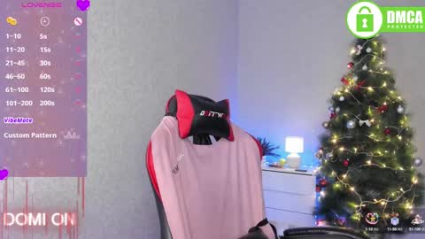 Snapshot of asima_ chatting on December 14, 10:56 am Asima online show from December 14, 10:56 am