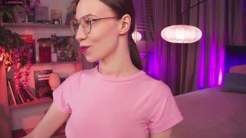 Audrey online show from December 5, 1:38 pm