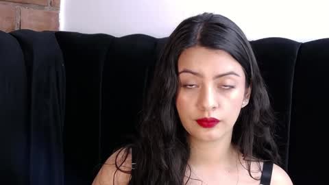 Snapshot of aspenruss chatting on December 21, 11:22 am online show from December 21, 11:22 am