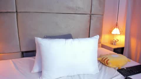  Assh  online show from October 29, 5:01 am