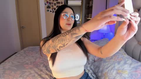 Ashley online show from January 28, 2:21 am