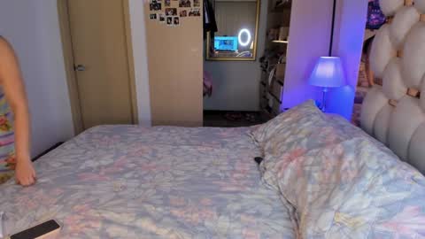 Ashley online show from January 27, 5:47 am