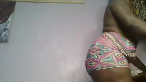 assybunny online show from November 28, 5:43 am