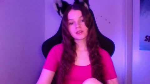 astradream_ online show from March 4, 10:49 pm