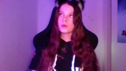 astradream_ online show from March 5, 10:49 pm