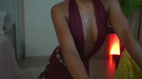 Snapshot of astrea_1 chatting on October 23, 11:33 pm Astrea online show from October 23, 11:33 pm