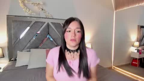 Astrid  online show from July 14, 2:01 am