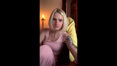 Snapshot of asya_new chatting on September 21, 8:07 pm asya_new online show from September 21, 8:07 pm