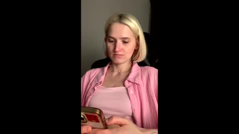 Snapshot of asya_new chatting on September 20, 7:56 pm asya_new online show from September 20, 7:56 pm