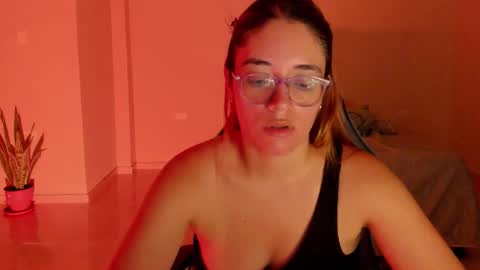 atenas online show from March 12, 10:07 am