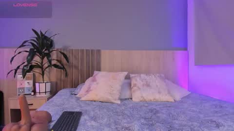 Atenea online show from February 4, 12:19 pm