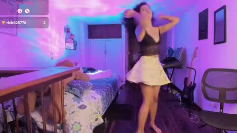 Atenea online show from November 11, 10:40 pm