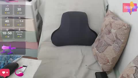 Snapshot of atenea_xxxx chatting on October 3, 4:56 pm atenea online show from October 3, 4:56 pm