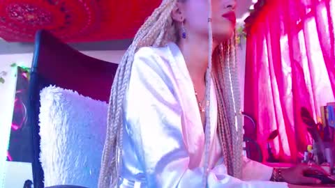 Atenea online show from October 28, 3:07 pm