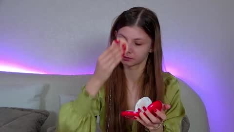 Audrey online show from March 7, 6:35 am