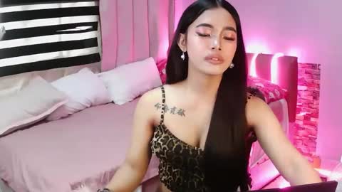 Snapshot of audreyblaise chatting on October 10, 3:00 am Audrey online show from October 10, 3:00 am