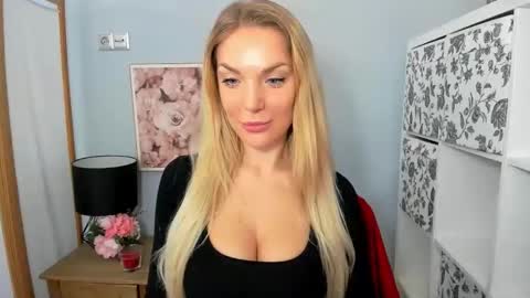 AulloraSensual online show from December 9, 8:11 am